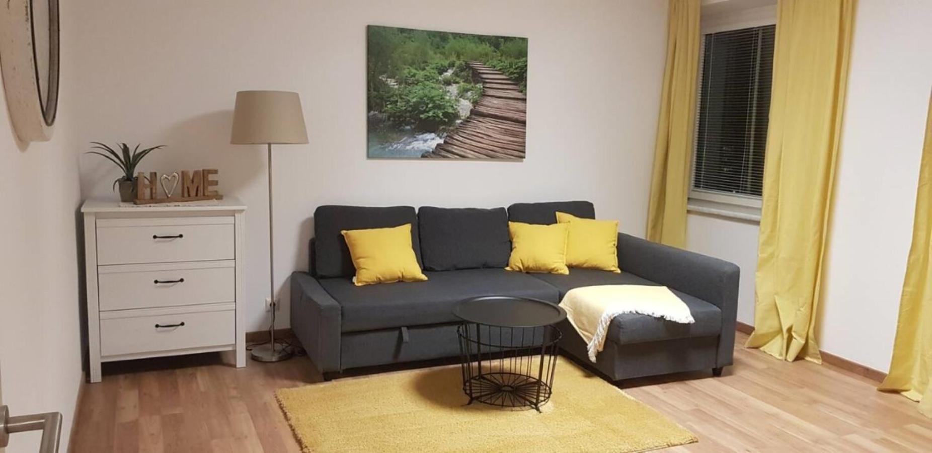 Top Appartement Fuer Business-Wohnen-Urlaub Wiener Neustadt Exterior photo